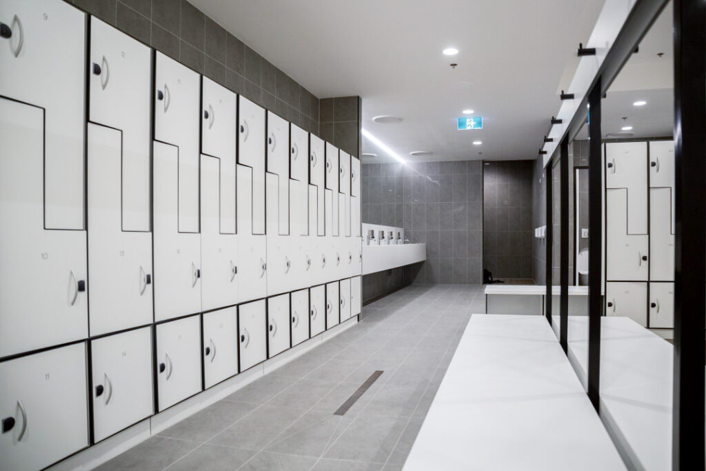 Smart Lockers with RFID technology