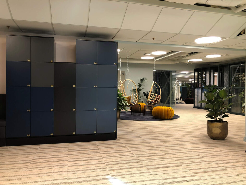 Temporary-Use RFID Lockers for the Workplace
