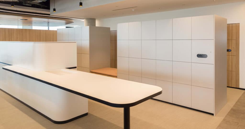Metra ModoTwo - RFID Smart Lockers for Personal Storage